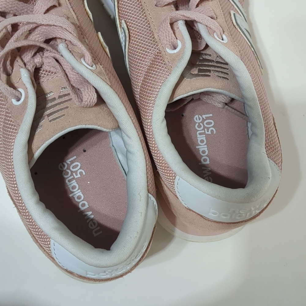 New Balance pink and white Women’s 501 Ripple Sole in white size 7.5 - Picture 6 of 7